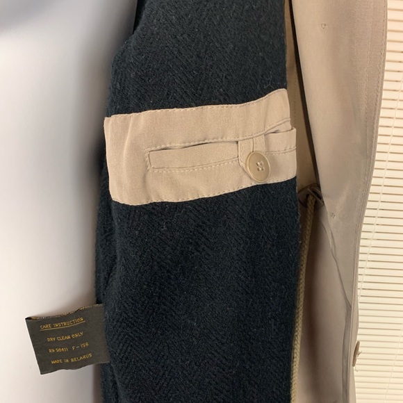 Long khaki trench coat with liner - Picture 9 of 13